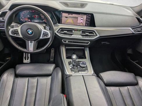 Used 2019 BMW X5 xDrive40i w/ M Sport Package image 18
