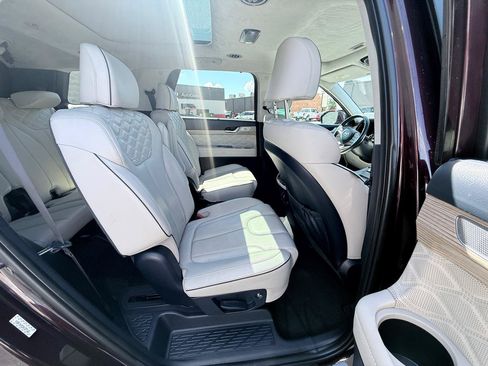 Used 2022 Hyundai Palisade Calligraphy FWD image 12