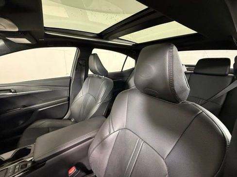 Used 2025 Toyota Camry XSE image 11