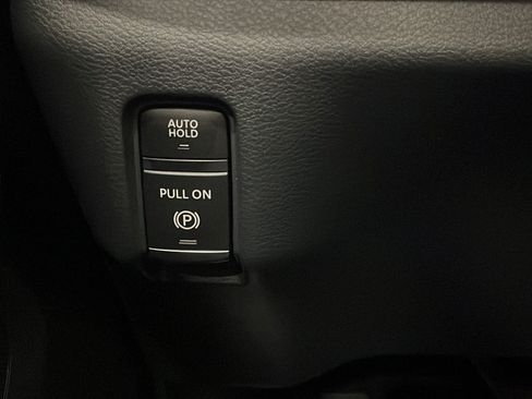 Used 2026 Nissan Armada SL w/ Captain's Chari Seat Package AWD/4WD image 33