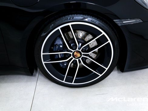 Used 2025 Porsche 911 Carrera T RWD image 26