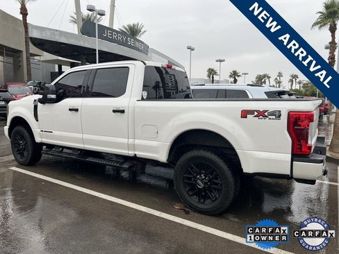 Used 2019 Ford F250 Lariat w/ Lariat Ultimate Package image 3
