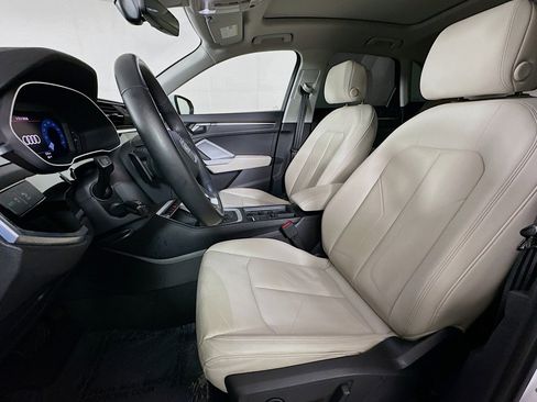 Used 2023 Audi Q3 2.0T Premium w/ Convenience Package image 18