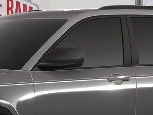 New 2025 Jeep Grand Cherokee Altitude image 14