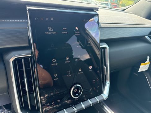 New 2026 GMC Acadia Elevation image 21