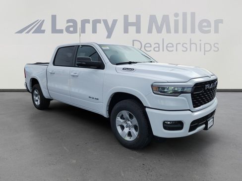 New 2026 RAM 1500 Big Horn AWD/4WD image 7