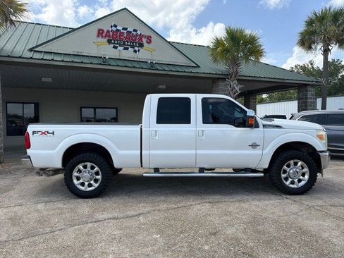 Used 2011 Ford F250 Lariat w/ Lariat Ultimate Pkg AWD/4WD image 2
