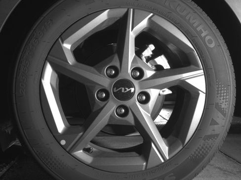 Used 2025 Kia K4 LXS image 14