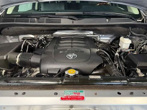 Used 2013 Toyota Sequoia Platinum AWD/4WD image 8