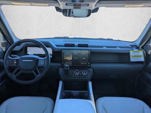 New 2026 Land Rover Defender 110 X-Dynamic SE image 15