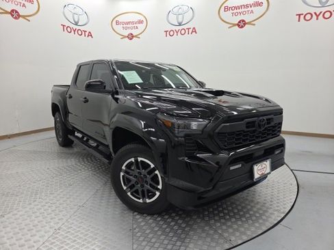 Used 2024 Toyota Tacoma TRD Sport image 1