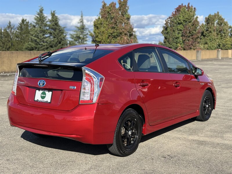 Used 2012 Toyota Prius Two FWD image 5
