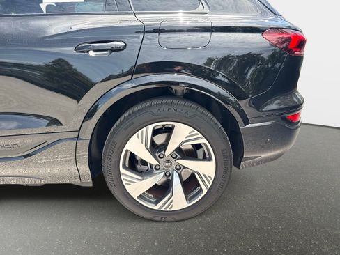 Certified 2025 Audi Q6 e-tron Prestige w/ 20" Wheel Package AWD/4WD image 10