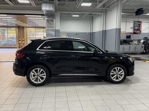 Certified 2025 Audi Q3 2.0T Premium AWD/4WD image 4