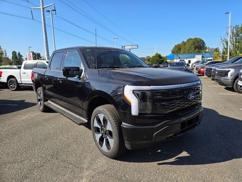 New 2025 Ford F150 Lightning Platinum image 3