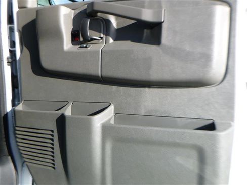 Used 2024 GMC Savana 2500 w/ Driver Convenience Package image 17