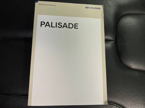 Used 2024 Hyundai Palisade Limited AWD/4WD image 37