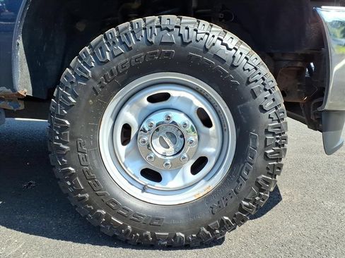 Used 2015 Ford F250 XL w/ Power Equipment Group AWD/4WD image 18