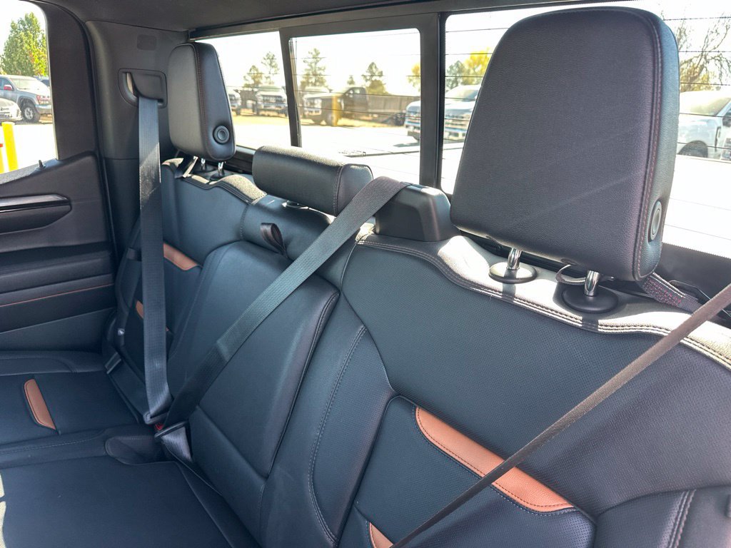 Used 2022 GMC Sierra 1500 AT4 w/ AT4 Preferred Package AWD/4WD image 18