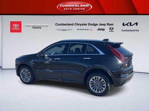 Used 2024 Cadillac XT4 Premium Luxury image 5