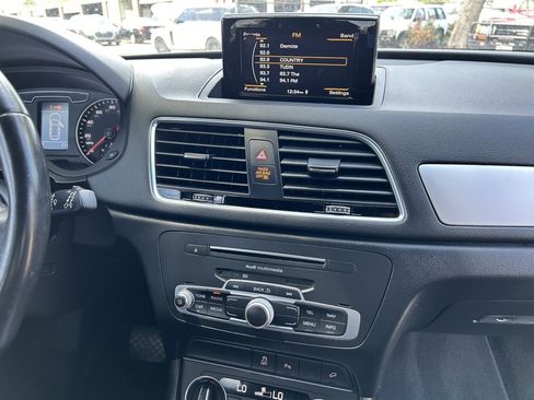 Used 2017 Audi Q3 2.0T Premium w/ Convenience Package image 27