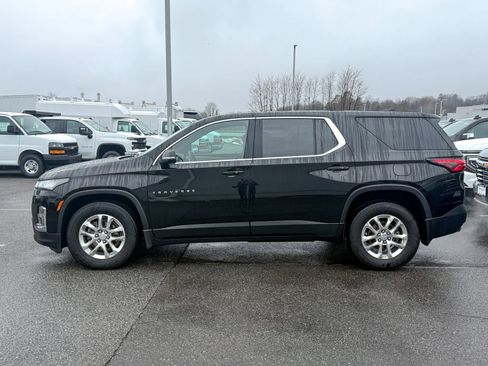 Used 2023 Chevrolet Traverse LS w/ Safety Package image 4