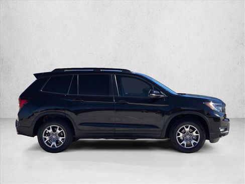 Used 2022 Honda Passport TrailSport image 4
