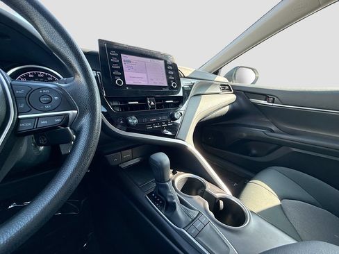 Used 2024 Toyota Camry LE FWD image 25