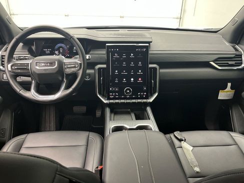 Used 2026 GMC Acadia Elevation w/ Black Edition AWD/4WD image 4