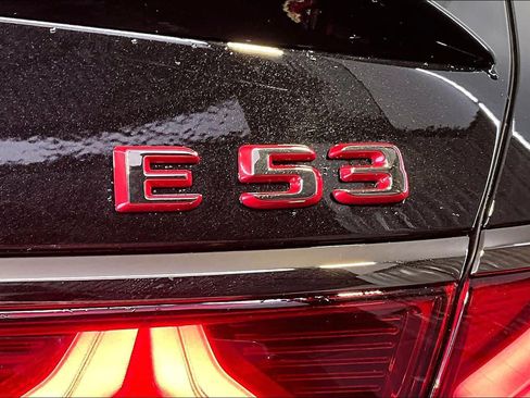 New 2026 Mercedes-Benz E 53 AMG e 4MATIC Sedan image 6