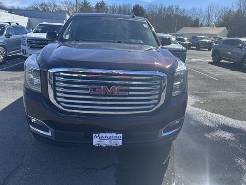 Certified 2017 GMC Yukon SLT w/ Premium Edition image 12