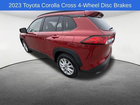 Used 2023 Toyota Corolla Cross LE AWD/4WD image 14