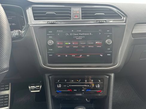 Used 2023 Volkswagen Tiguan SEL R-Line AWD/4WD image 22