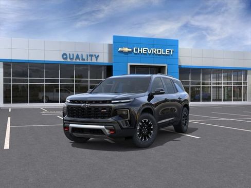 New 2026 Chevrolet Traverse Z71 w/ Driver Confidence Package AWD/4WD image 8