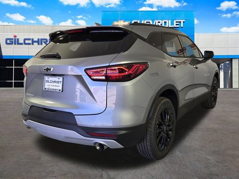 New 2026 Chevrolet Blazer LT w/ LPO, Black Grille Bar Package FWD image 8