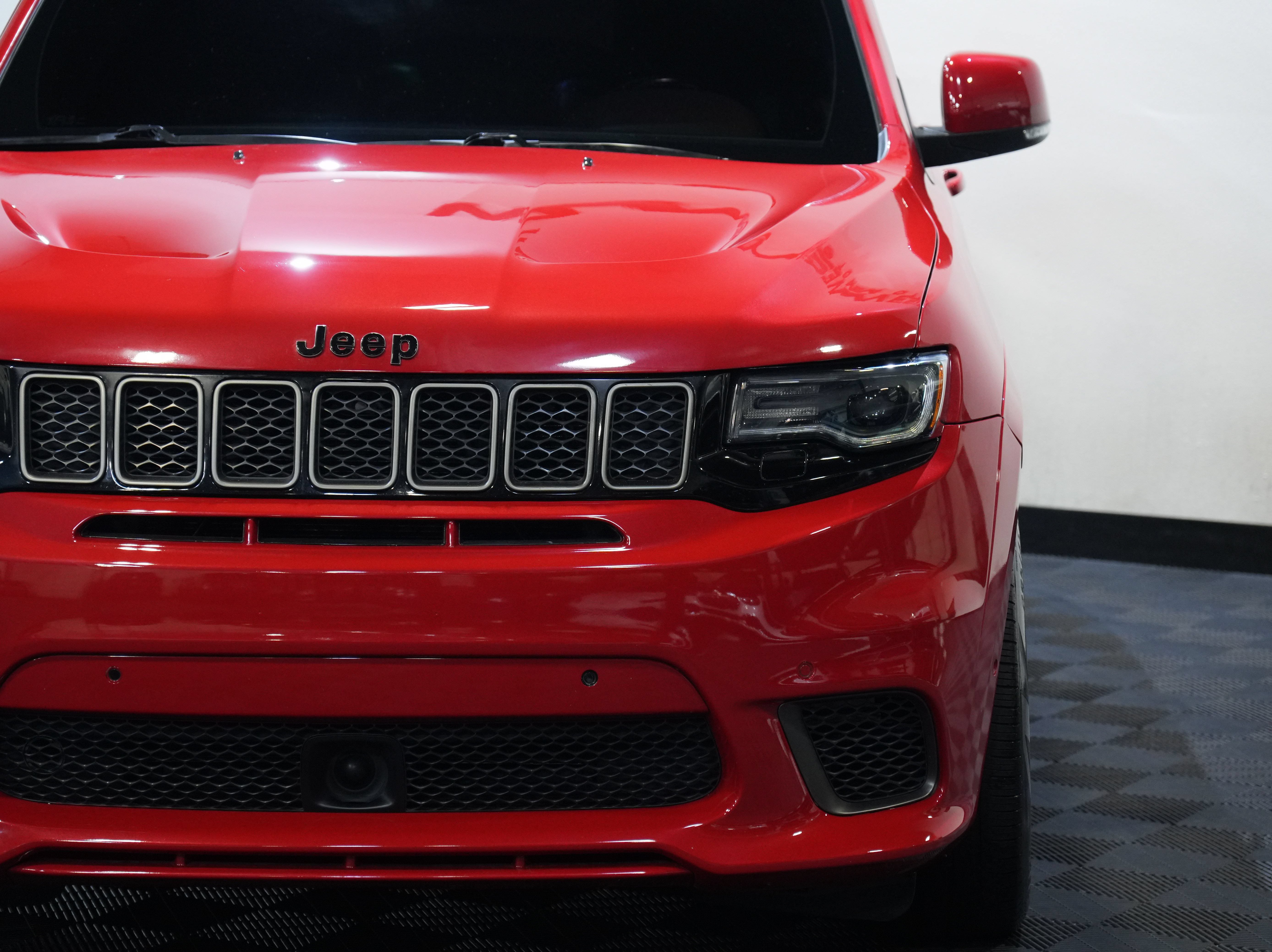 Used 2019 Jeep Grand Cherokee Trackhawk w/ Trailer Tow Group IV AWD/4WD image 10