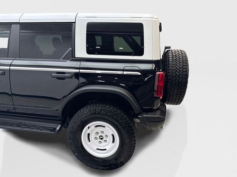 Used 2025 Ford Bronco Heritage Edition AWD/4WD image 16