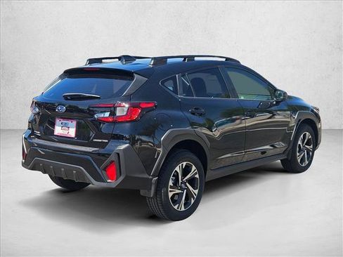 Used 2024 Subaru Crosstrek 2.0i Premium AWD/4WD image 5