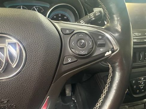 Used 2017 Buick Envision Essence AWD/4WD image 20