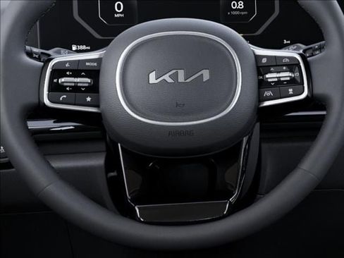 New 2026 Kia Carnival SX Prestige FWD image 22