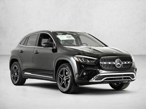New 2026 Mercedes-Benz GLA 250 4MATIC image 3