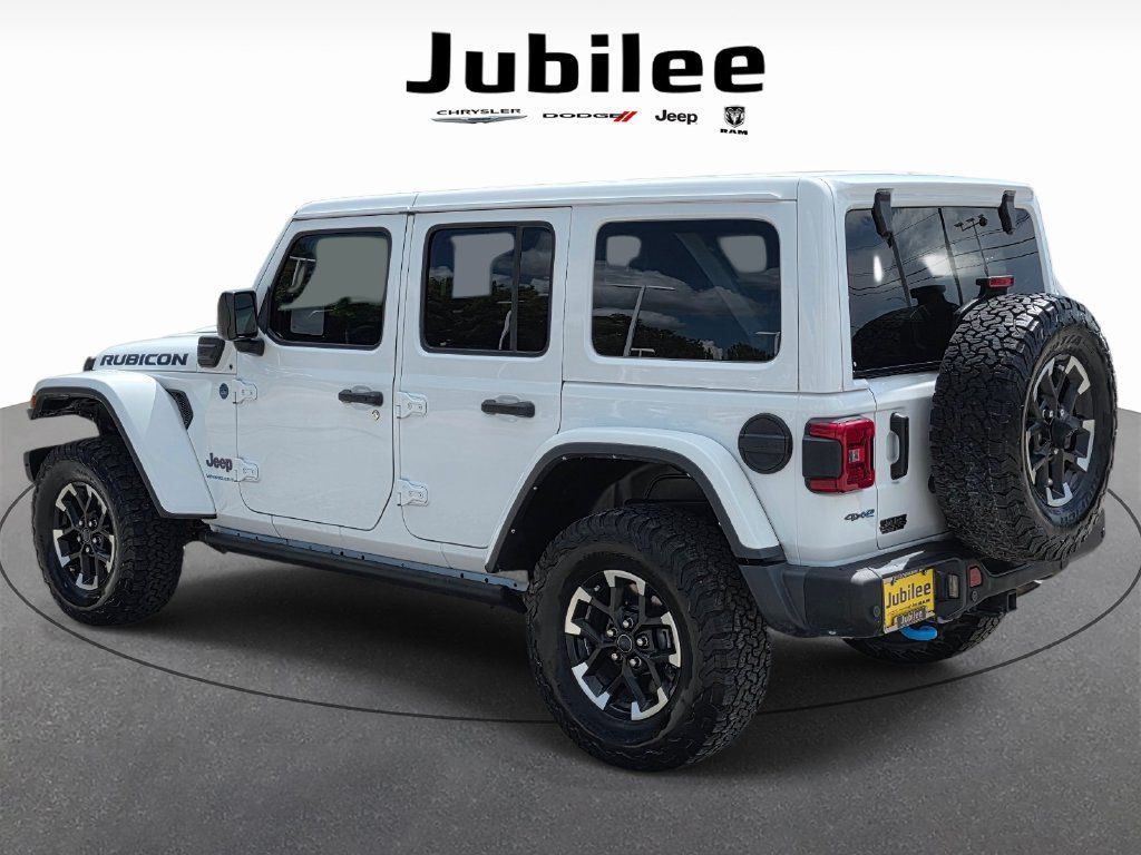 Used 2024 Jeep Wrangler Unlimited Rubicon 4xe AWD/4WD image 4