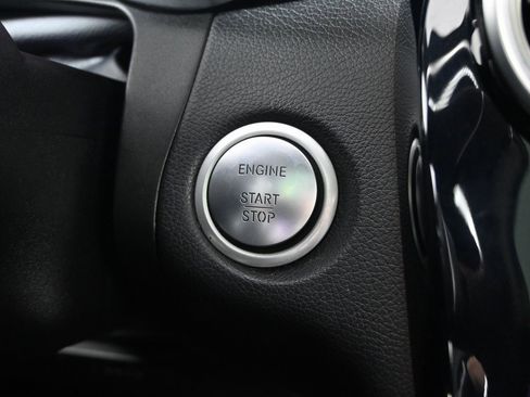 Used 2017 Mercedes-Benz GLC 43 AMG 4MATIC image 32