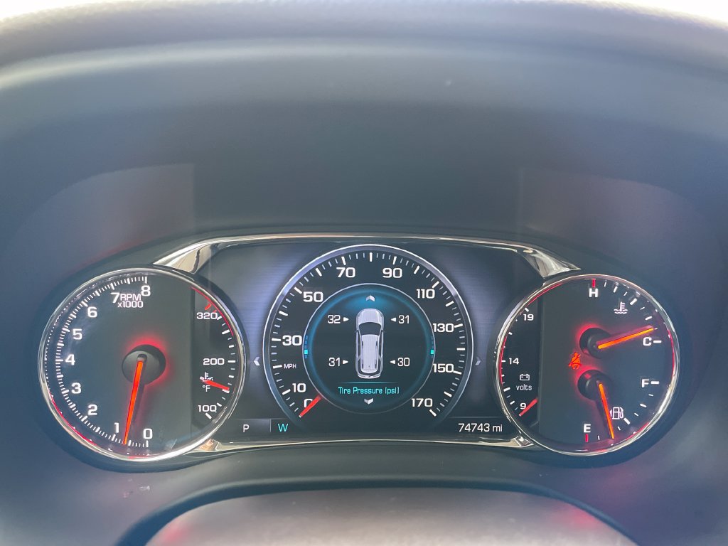 Used 2019 GMC Acadia Denali w/ Technology Package FWD image 18