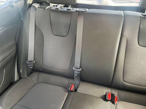 Used 2025 Buick Encore GX Preferred FWD image 38