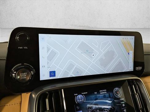 Used 2026 Lexus LX 600 4WD w/ Accessory Package (Z1) image 18