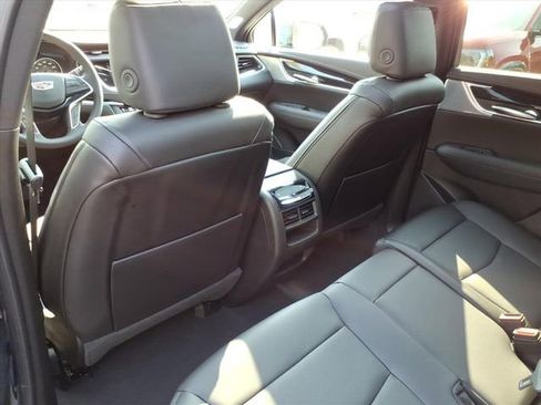 New 2025 Cadillac XT5 Premium Luxury w/ LPO, Floor Liner Package image 15