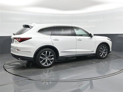 Used 2022 Acura MDX FWD w/ Technology Package image 3
