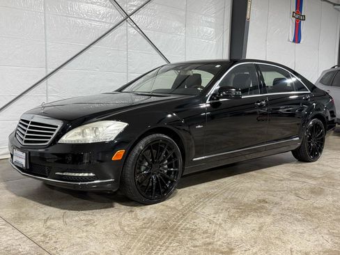 Used 2012 Mercedes-Benz S 550 4MATIC image 3