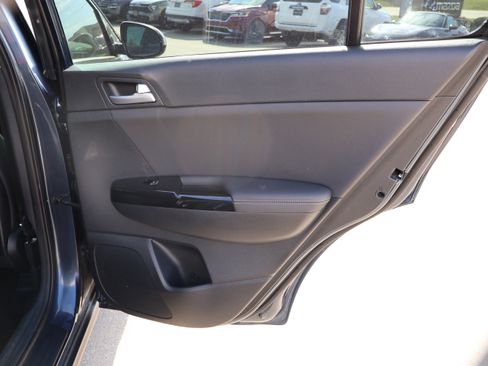 Used 2022 Kia Sportage EX image 13